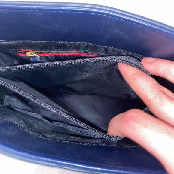 Tommy Hilfiger striped bag - Picture 11 of 11